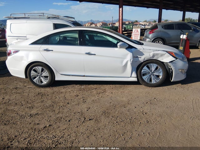 2015 Hyundai Sonata Hybrid Limited მანქანა იყიდება აუქციონზე, vin: KMHEC4A47FA136128, აუქციონის ნომერი: 46284045