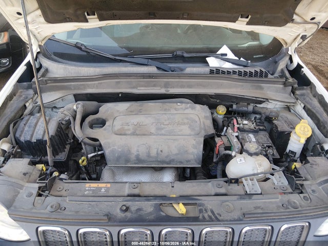 2015 Jeep Renegade Latitude მანქანა იყიდება აუქციონზე, vin: ZACCJABT0FPC01326, აუქციონის ნომერი: 46284123