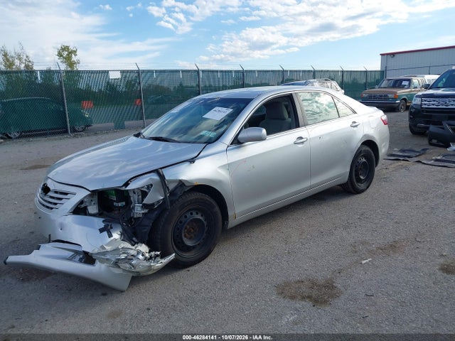 46284141 :رقم المزاد ، 4T1BE46K09U832742 vin ، 2009 Toyota Camry Le مزاد بيع