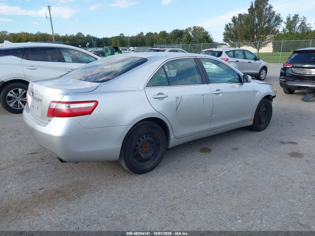 46284141 :رقم المزاد ، 4T1BE46K09U832742 vin ، 2009 Toyota Camry Le مزاد بيع
