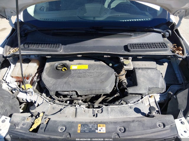 46284159 :رقم المزاد ، 1FMCU9GX1GUA75202 vin ، 2016 Ford Escape Se مزاد بيع