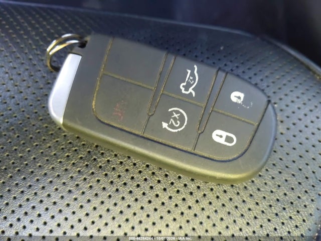 Aukcja sprzedaży 2013 Chrysler 300c Awd, vin: 2C3CCAKT4DH683327, numer aukcji: 46284244