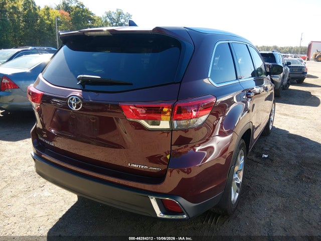 Продажа на аукционе авто 2017 Toyota Highlander Limited, vin: 5TDDZRFH0HS391202, номер лота: 46284312