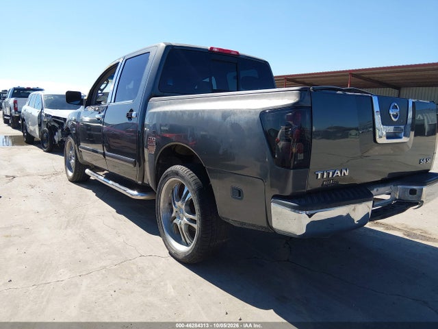 46284313 :رقم المزاد ، 1N6AA07A24N565615 vin ، 2004 Nissan Titan Se مزاد بيع