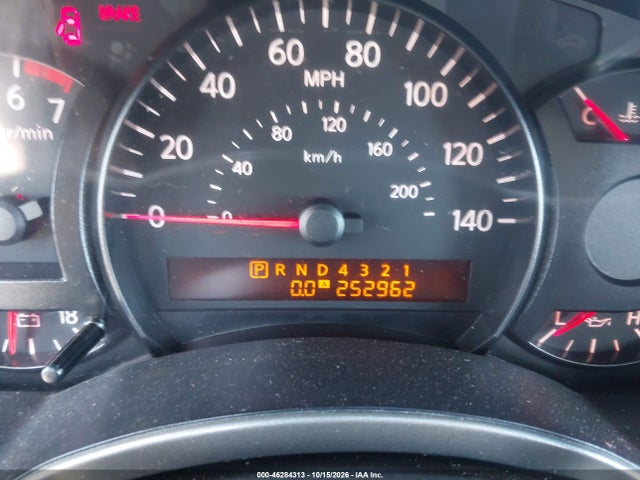 46284313 :رقم المزاد ، 1N6AA07A24N565615 vin ، 2004 Nissan Titan Se مزاد بيع