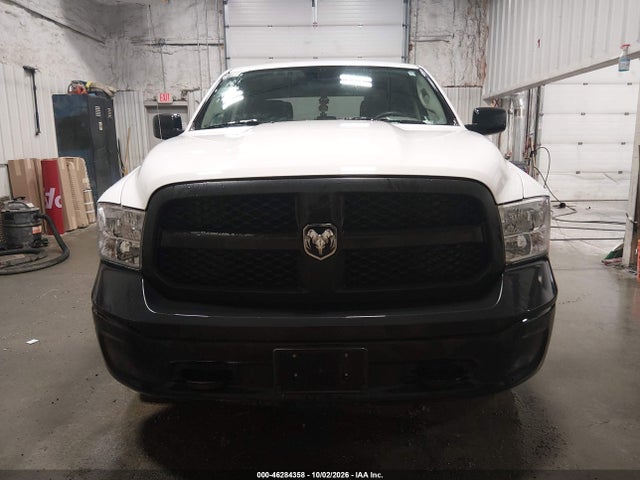 Продаж на аукціоні авто 2018 Ram 1500 Tradesman  4x4 5'7 Box, vin: 1C6RR7KG8JS293143, номер лоту: 46284358