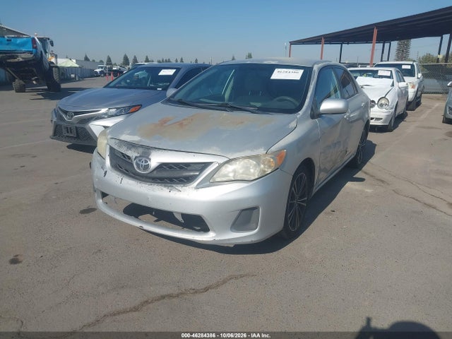 2013 Toyota Corolla Le მანქანა იყიდება აუქციონზე, vin: 2T1BU4EE8DC048754, აუქციონის ნომერი: 46284386
