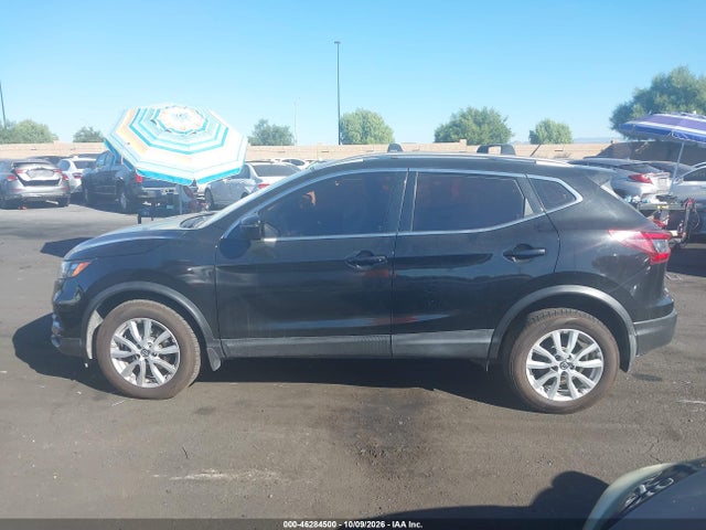 46284500 :رقم المزاد ، JN1BJ1CV4LW251403 vin ، 2020 Nissan Rogue Sport Sv Fwd Xtronic Cvt مزاد بيع
