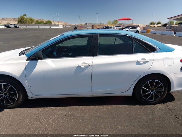 Toyota CAMRY LE 2016 4T4BF1FK0GR530091 Image 14