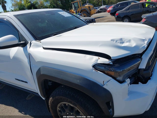 2024 Toyota Tacoma Trd Off Road მანქანა იყიდება აუქციონზე, vin: 3TMLB5JNXRM080528, აუქციონის ნომერი: 46284523
