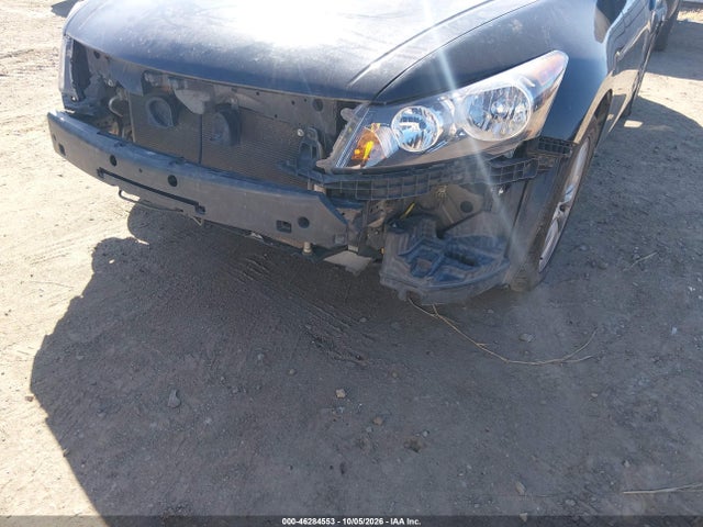46284553 :رقم المزاد ، 1HGCP2F88BA152415 vin ، 2011 Honda Accord 2.4 Ex-l مزاد بيع