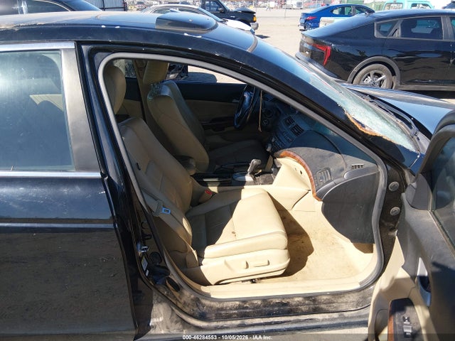 46284553 :رقم المزاد ، 1HGCP2F88BA152415 vin ، 2011 Honda Accord 2.4 Ex-l مزاد بيع