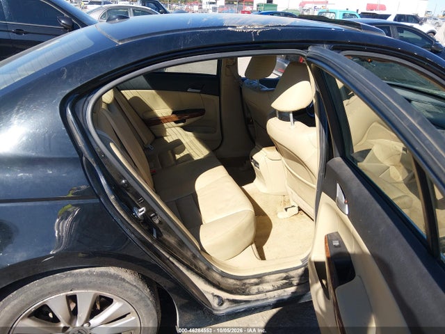 46284553 :رقم المزاد ، 1HGCP2F88BA152415 vin ، 2011 Honda Accord 2.4 Ex-l مزاد بيع