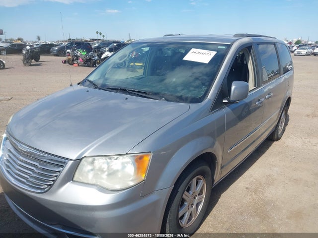 2013 Chrysler Town & Country Touring მანქანა იყიდება აუქციონზე, vin: 2C4RC1BG4DR630484, აუქციონის ნომერი: 46284573