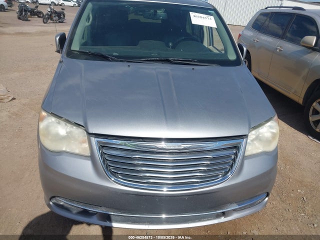 2013 Chrysler Town & Country Touring მანქანა იყიდება აუქციონზე, vin: 2C4RC1BG4DR630484, აუქციონის ნომერი: 46284573