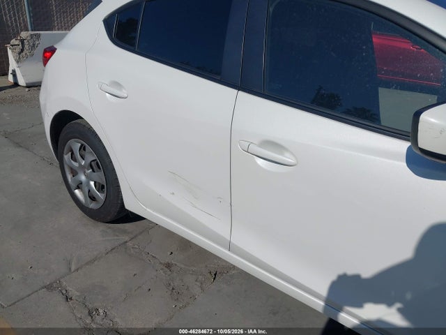 46284672 :رقم المزاد ، JM1BM1J78G1333551 vin ، 2016 Mazda Mazda3 I Sport مزاد بيع