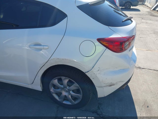 46284672 :رقم المزاد ، JM1BM1J78G1333551 vin ، 2016 Mazda Mazda3 I Sport مزاد بيع