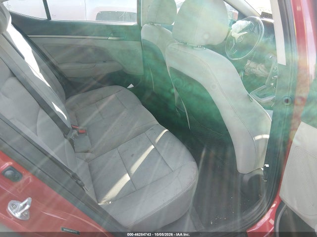 46284743 :رقم المزاد ، 5NPD84LF6JH303516 vin ، 2018 Hyundai Elantra Value Edition مزاد بيع
