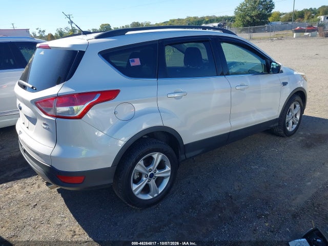 46284817 :رقم المزاد ، 1FMCU9GX9GUC36332 vin ، 2016 Ford Escape Se مزاد بيع