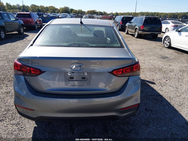 2022 Hyundai Accent Se მანქანა იყიდება აუქციონზე, vin: 3KPC24A64NE181703, აუქციონის ნომერი: 46284869