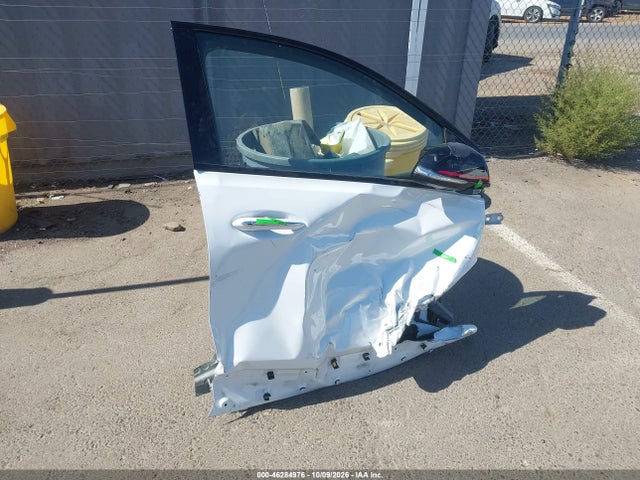 1G1FZ6S06P4108540 Chevrolet Bolt Euv Fwd Premier