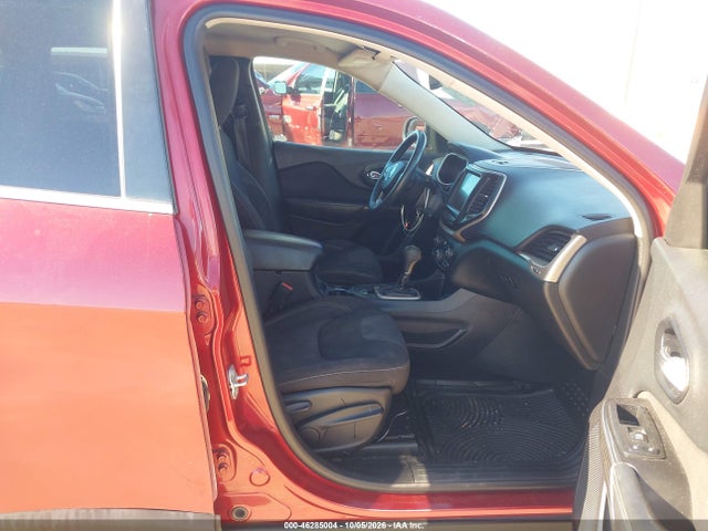 Продаж на аукціоні авто 2015 Jeep Cherokee Latitude, vin: 1C4PJLCS6FW531204, номер лоту: 46285004