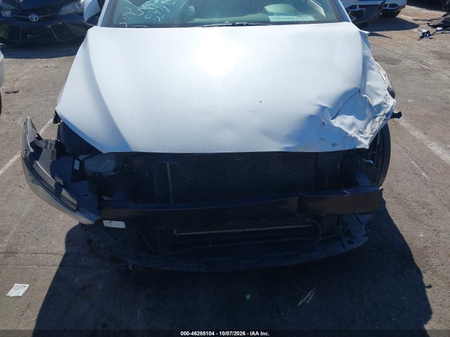 Продажа на аукционе авто 2018 Hyundai Elantra Value Edition, vin: 5NPD84LF6JH275295, номер лота: 46285104