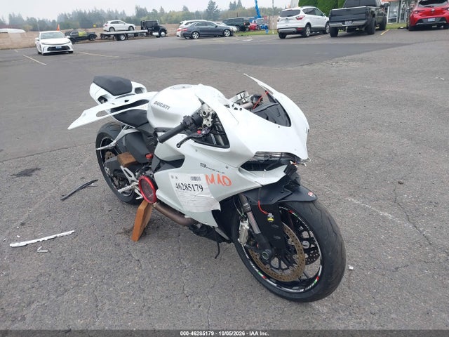 46285179 :رقم المزاد ، ZDM14B1W3GB002125 vin ، 2016 Ducati Superbike 959 Panigale مزاد بيع