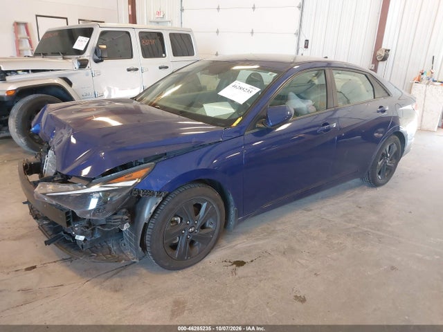 46285235 :رقم المزاد ، 5NPLM4AG2NH073918 vin ، 2022 Hyundai Elantra Sel مزاد بيع