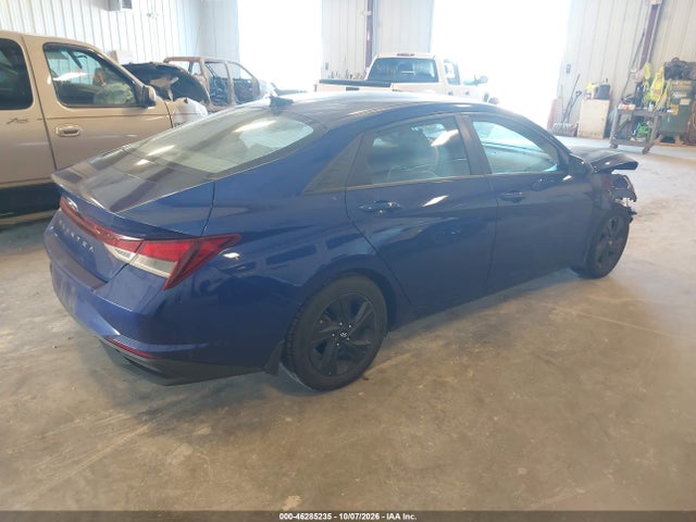 46285235 :رقم المزاد ، 5NPLM4AG2NH073918 vin ، 2022 Hyundai Elantra Sel مزاد بيع