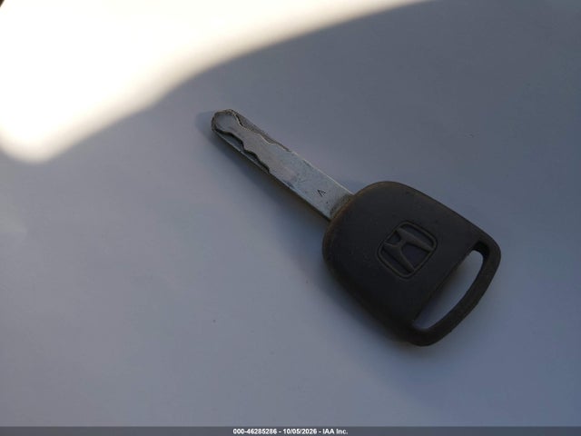 46285286 :رقم المزاد ، 1HGFA16548L066126 vin ، 2008 Honda Civic Lx مزاد بيع