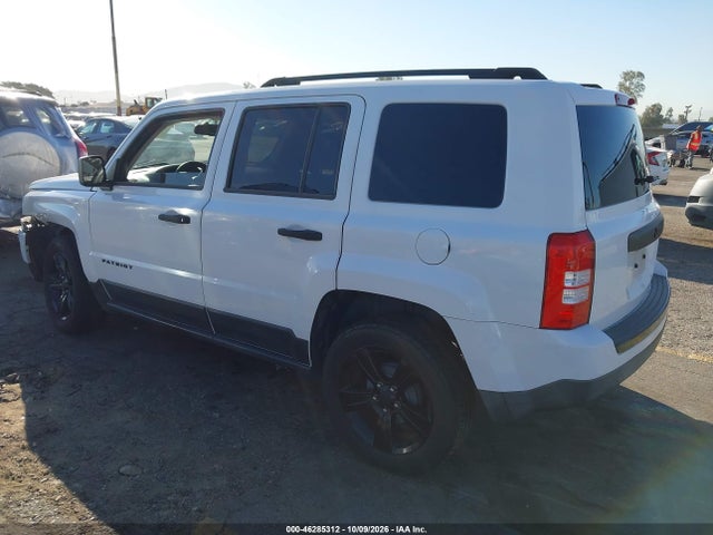 1C4NJPBA1FD377911 Jeep Patriot Altitude Edition