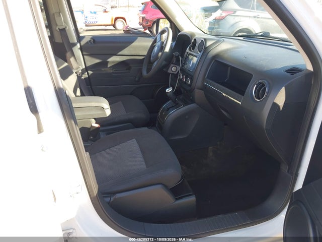 1C4NJPBA1FD377911 Jeep Patriot Altitude Edition