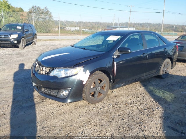 46285340 :رقم المزاد ، 4T1BF1FKXCU034543 vin ، 2012 Toyota Camry Se مزاد بيع