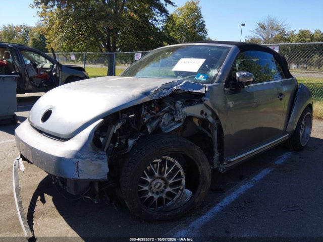 2013 Volkswagen Beetle 2.5l მანქანა იყიდება აუქციონზე, vin: 3VW5P7AT7DM813287, აუქციონის ნომერი: 46285372
