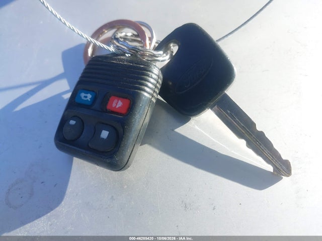 2004 Ford Focus Se მანქანა იყიდება აუქციონზე, vin: 1FAHP34Z54W156214, აუქციონის ნომერი: 46285420