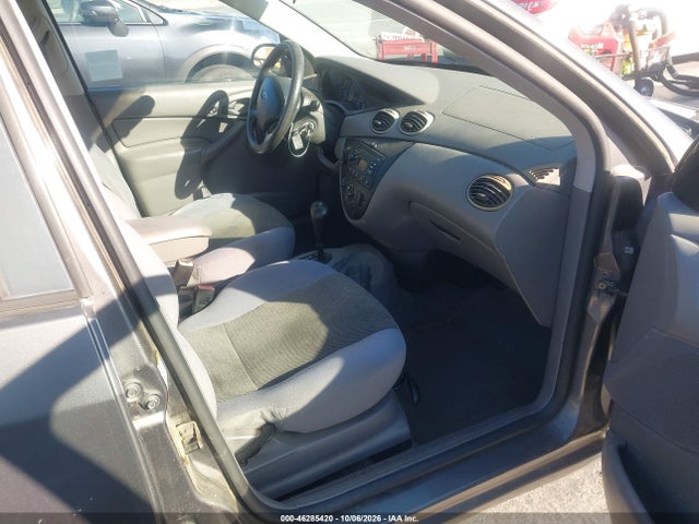 2004 Ford Focus Se მანქანა იყიდება აუქციონზე, vin: 1FAHP34Z54W156214, აუქციონის ნომერი: 46285420