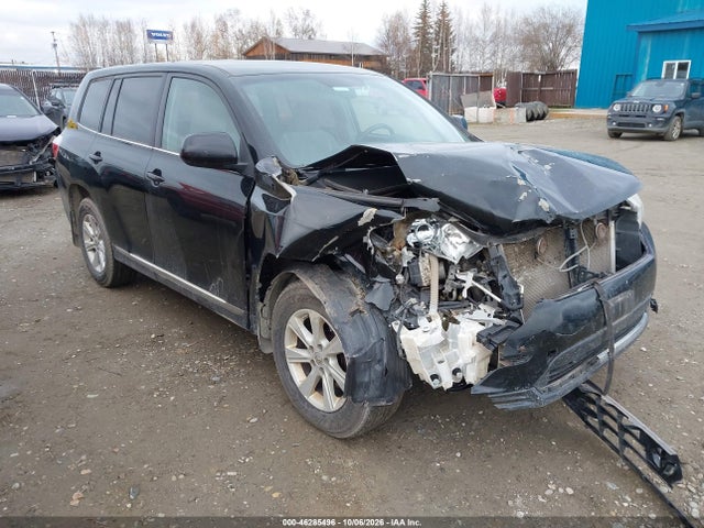Продажа на аукционе авто 2013 Toyota Highlander Base V6, vin: 5TDBK3EH7DS236859, номер лота: 46285496