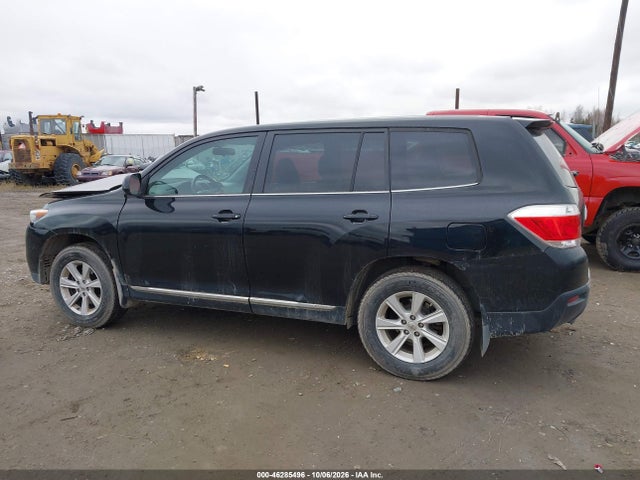 46285496 :رقم المزاد ، 5TDBK3EH7DS236859 vin ، 2013 Toyota Highlander Base V6 مزاد بيع