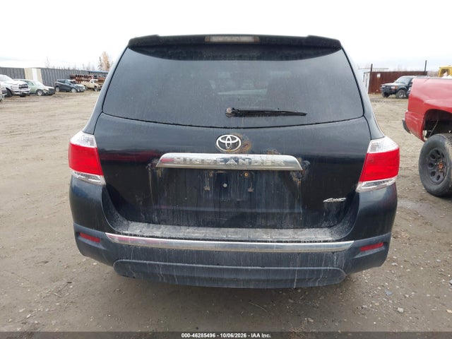 46285496 :رقم المزاد ، 5TDBK3EH7DS236859 vin ، 2013 Toyota Highlander Base V6 مزاد بيع