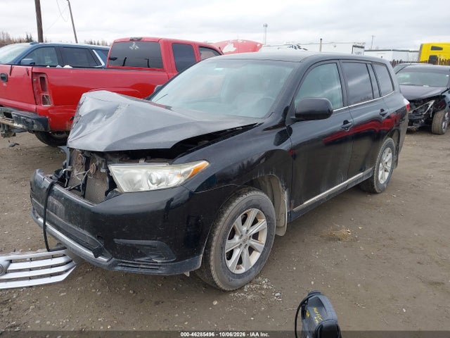 46285496 :رقم المزاد ، 5TDBK3EH7DS236859 vin ، 2013 Toyota Highlander Base V6 مزاد بيع