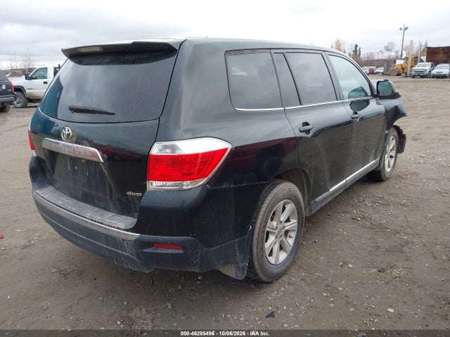 46285496 :رقم المزاد ، 5TDBK3EH7DS236859 vin ، 2013 Toyota Highlander Base V6 مزاد بيع