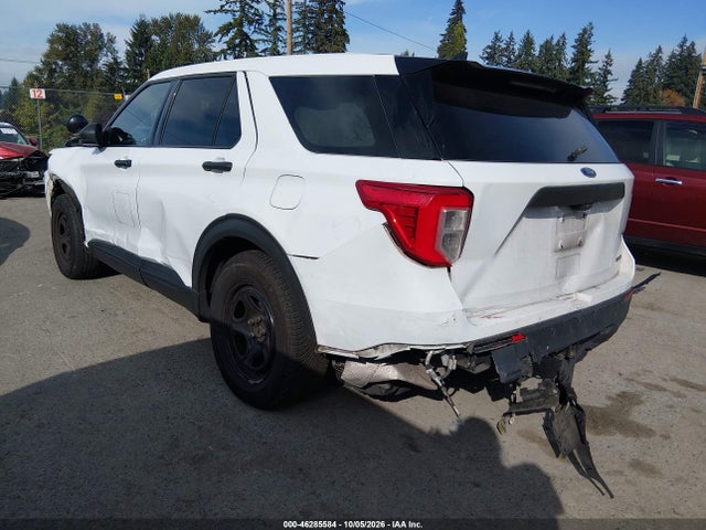 Ford Police Interceptor Utility 2020 1FM5K8AB5LGA18600 Image 3