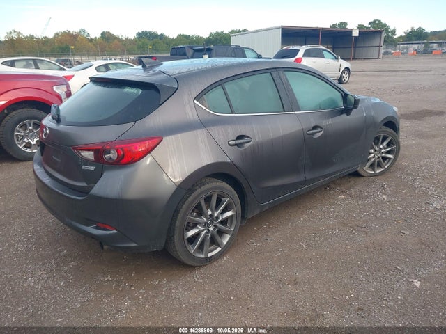 Продаж на аукціоні авто 2018 Mazda Mazda3 5-door Touring, vin: 3MZBN1L3XJM211904, номер лоту: 46285809