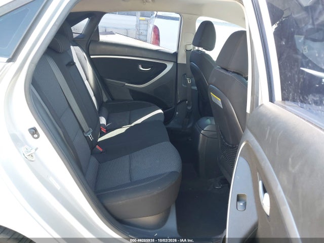 2013 Hyundai Elantra Gt მანქანა იყიდება აუქციონზე, vin: KMHD35LEXDU117267, აუქციონის ნომერი: 46285938