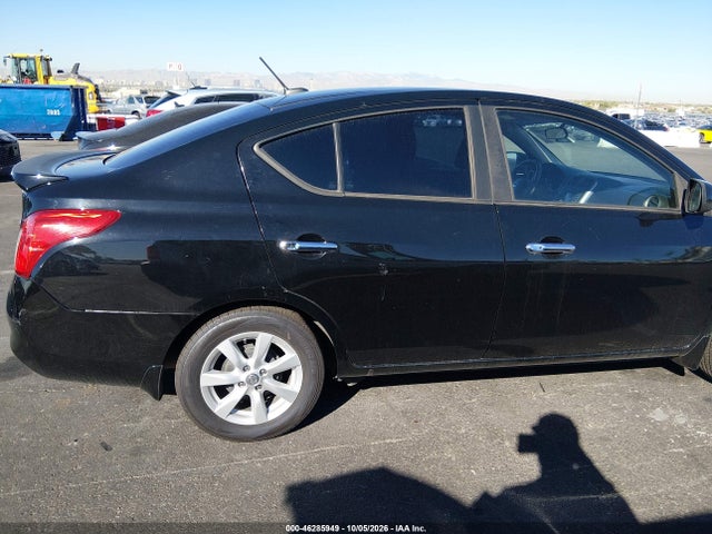 2013 Nissan Versa 1.6 Sl მანქანა იყიდება აუქციონზე, vin: 3N1CN7APXDL872751, აუქციონის ნომერი: 46285949