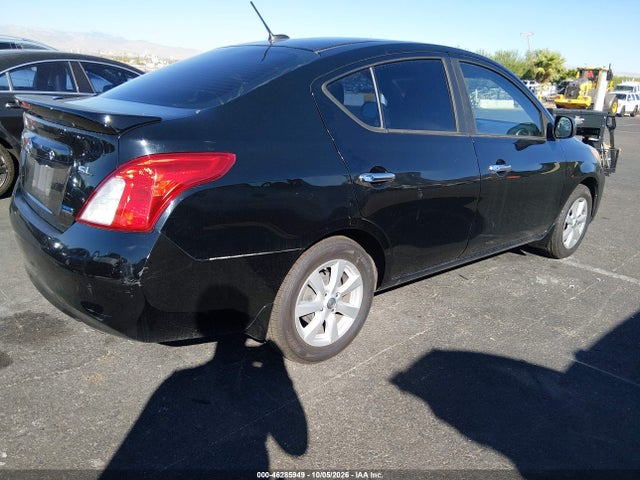 2013 Nissan Versa 1.6 Sl მანქანა იყიდება აუქციონზე, vin: 3N1CN7APXDL872751, აუქციონის ნომერი: 46285949