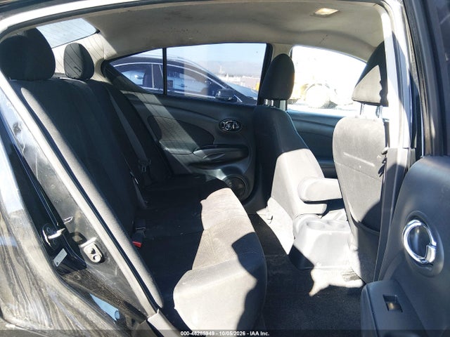 2013 Nissan Versa 1.6 Sl მანქანა იყიდება აუქციონზე, vin: 3N1CN7APXDL872751, აუქციონის ნომერი: 46285949