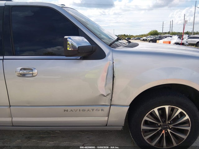 46286000 :رقم المزاد ، 5LMJJ2JT0FEJ15045 vin ، 2015 Lincoln Navigator مزاد بيع