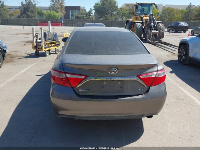 4T1BF1FK8HU785552 Toyota CAMRY SE